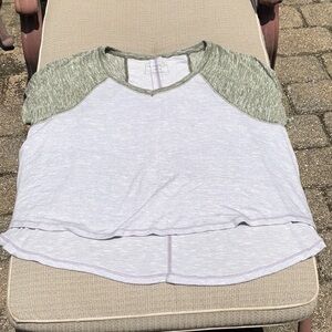 We The Free Free People Grey and Green T-Shirt, Size Medium